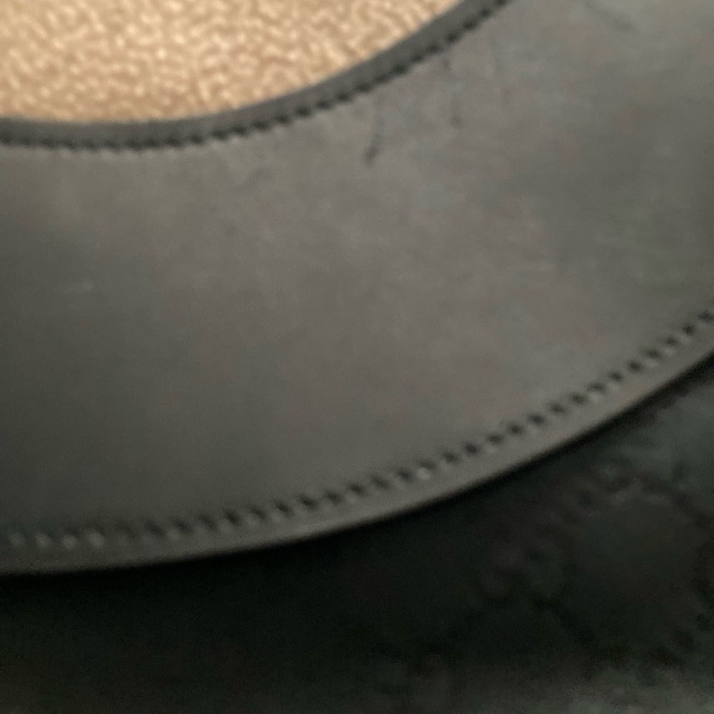 Authentic Gucci Bag - Picture 5 of 9